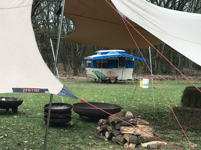 camping Drenthe de waard tenten Tipis kamperen Tralaluna